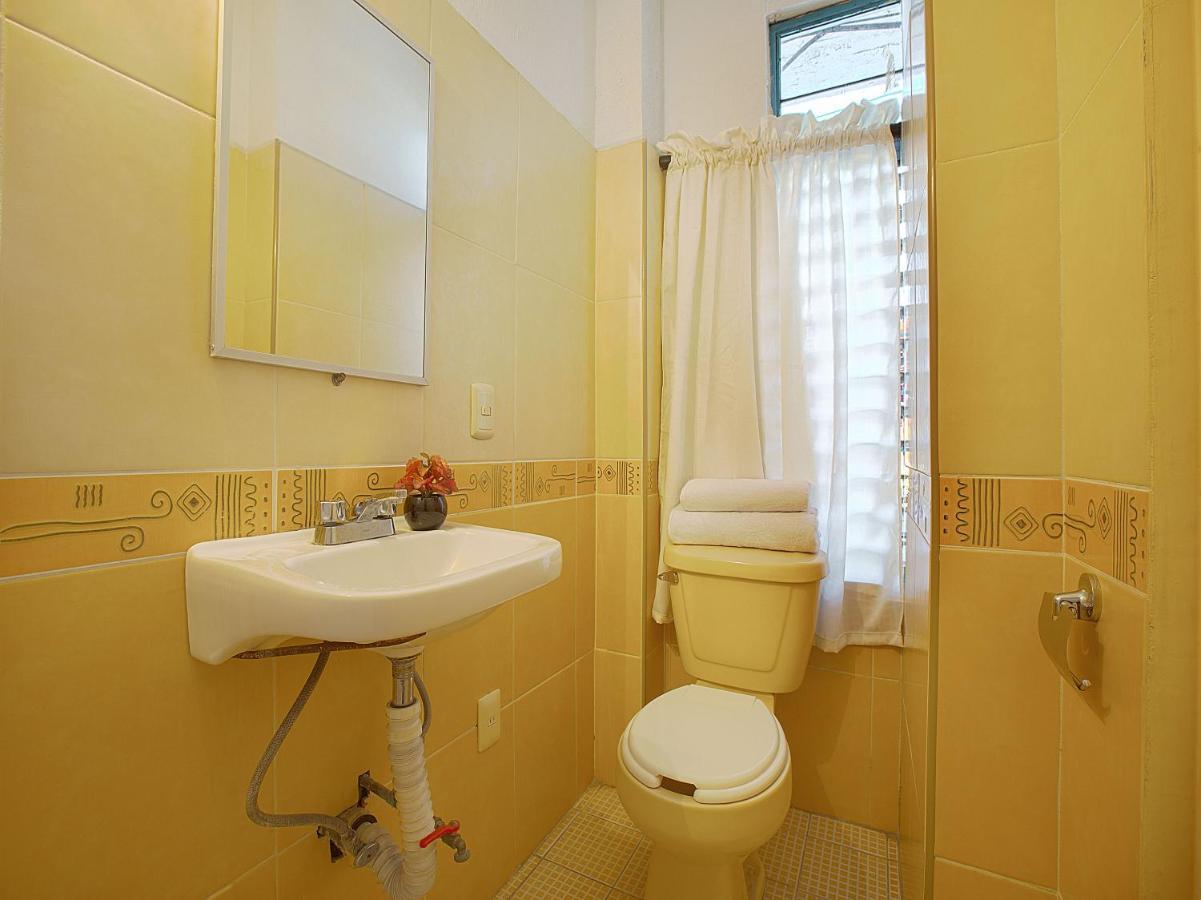Oaxaca Hotel Familiar Sosa מראה חיצוני תמונה